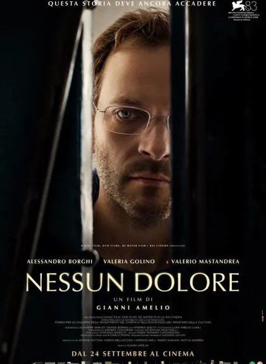 locandina del film drammatico idal titolo Nessun dolore, diretto dal regista Gianni Amelio. 