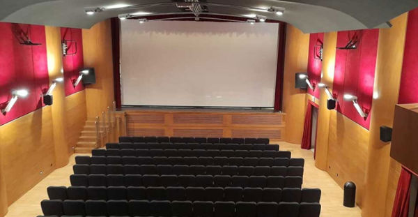 Sala del Cinema Teatro Capitan Bovo visto dall'alto
